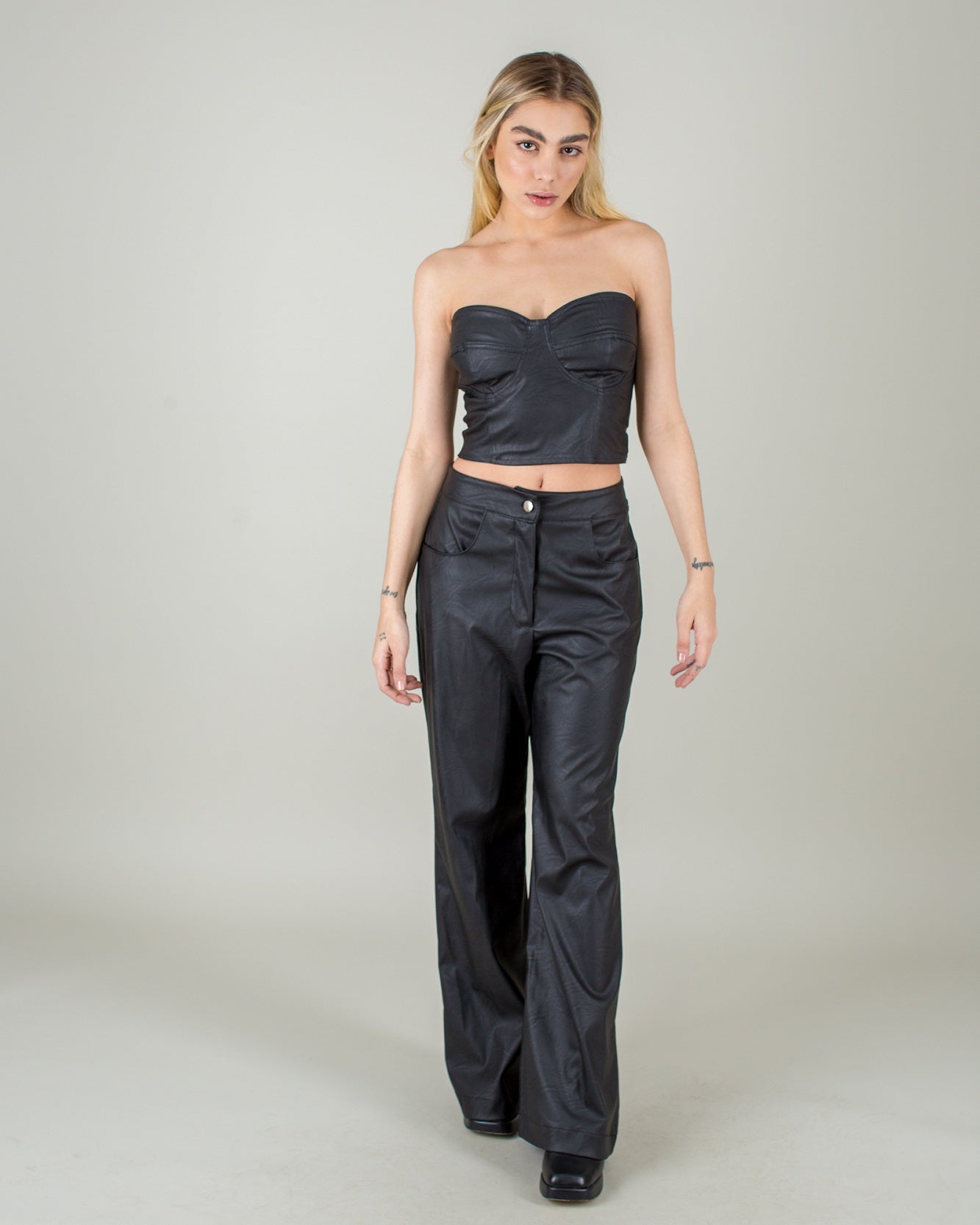 corset couro rocks