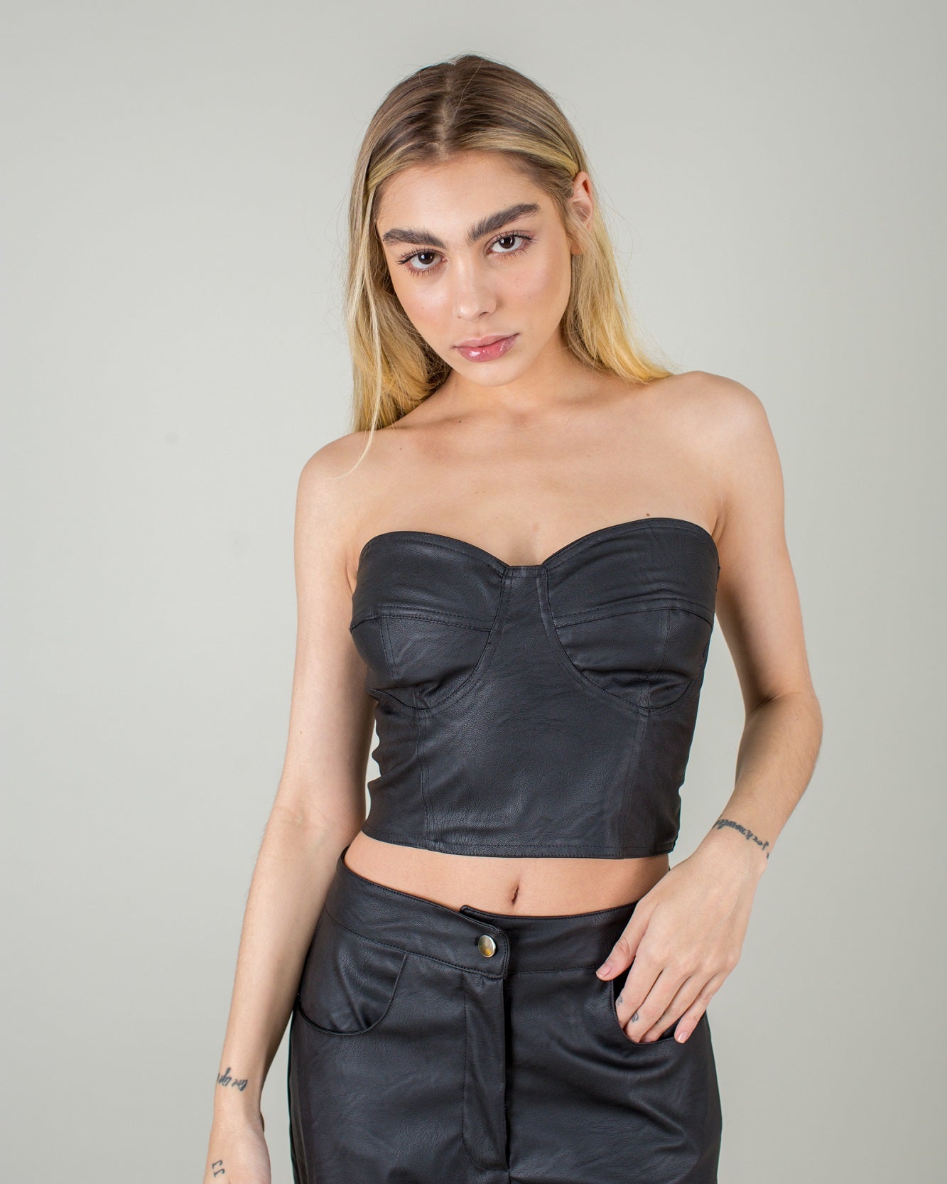 corset couro rocks